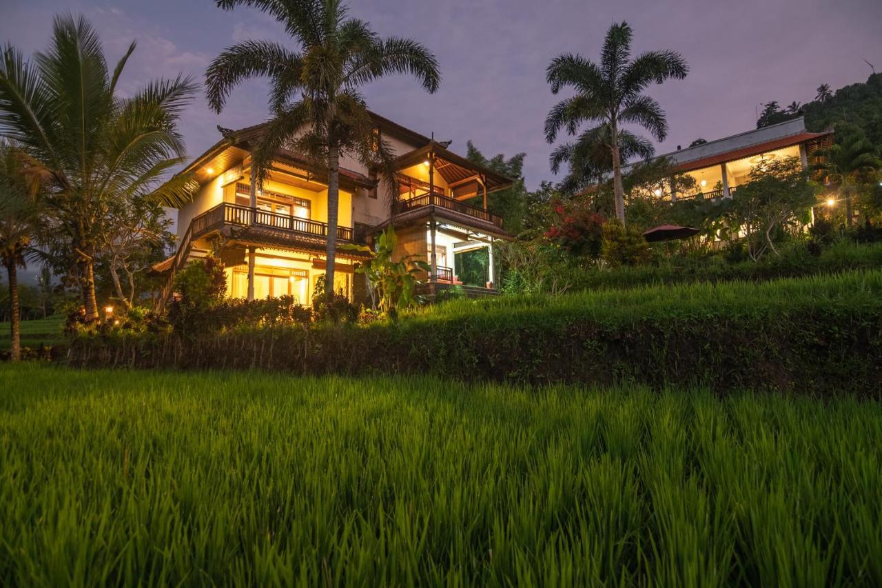 Lesong Hotel&Restaurant Munduk Exterior foto