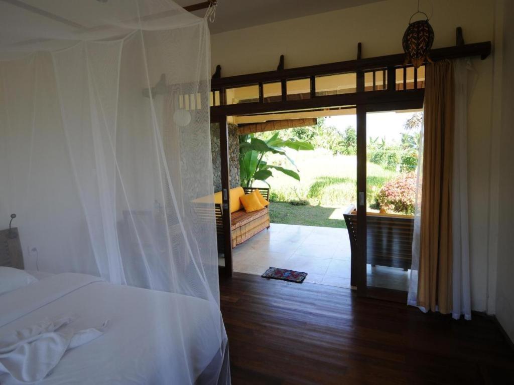 Lesong Hotel&Restaurant Munduk Exterior foto