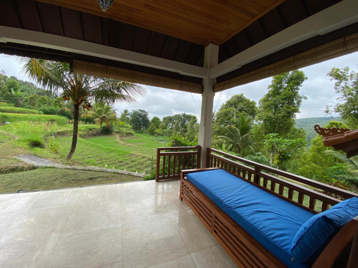 Lesong Hotel&Restaurant Munduk Exterior foto