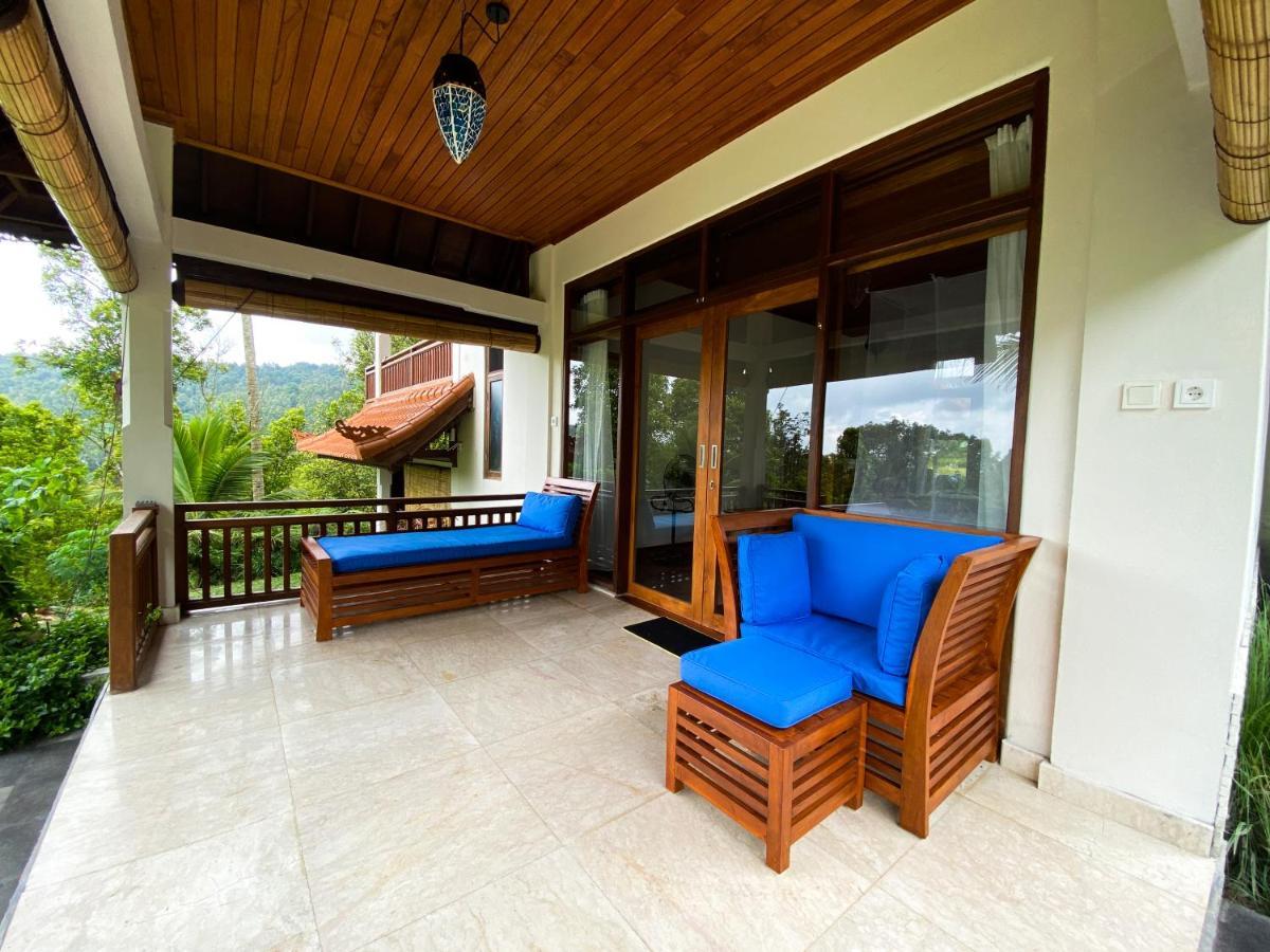 Lesong Hotel&Restaurant Munduk Exterior foto